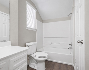 172 Binnacle Court - Photo Thumbnail 26