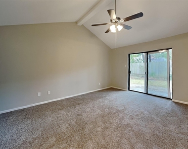 3418 Creek Manor Drive - Photo Thumbnail 8