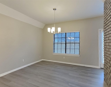 3418 Creek Manor Drive - Photo Thumbnail 15