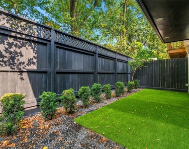54 Legend Lane - Photo Thumbnail 28