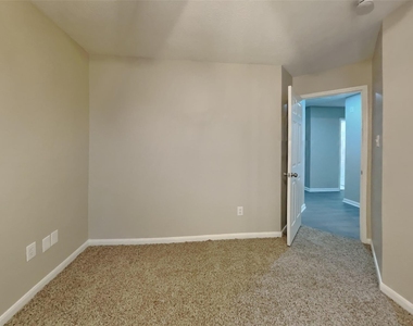 16902 Canyon Ridge Court - Photo Thumbnail 13