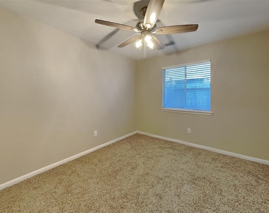 16902 Canyon Ridge Court - Photo Thumbnail 14