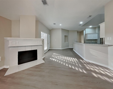 16902 Canyon Ridge Court - Photo Thumbnail 4