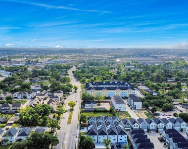7737 Hammerly Boulevard - Photo Thumbnail 41