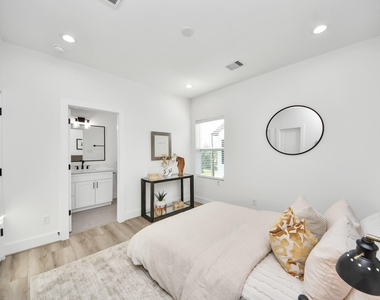 7737 Hammerly Boulevard - Photo Thumbnail 36