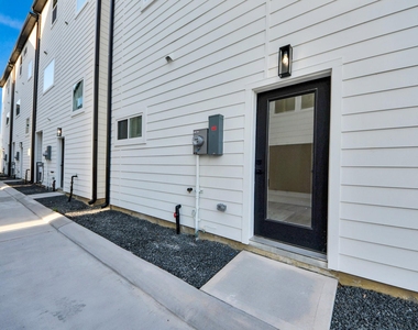 7737 Hammerly Boulevard - Photo Thumbnail 39