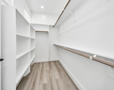 7737 Hammerly Boulevard - Photo Thumbnail 33