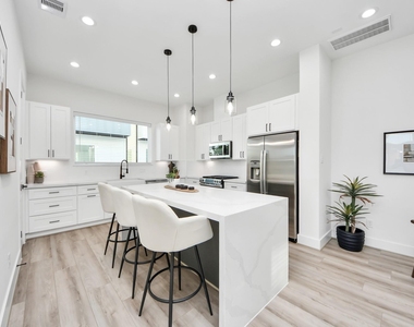 7737 Hammerly Boulevard - Photo Thumbnail 8