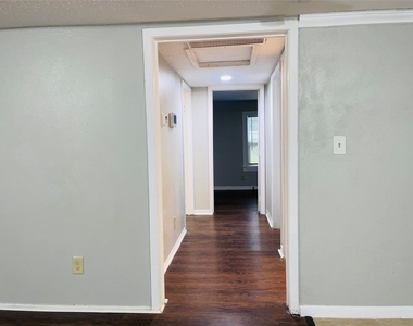 166 Sycamore Street - Photo Thumbnail 12
