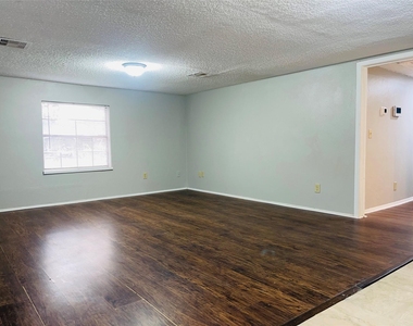 166 Sycamore Street - Photo Thumbnail 11