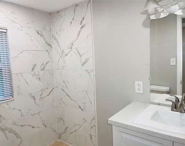 166 Sycamore Street - Photo Thumbnail 21