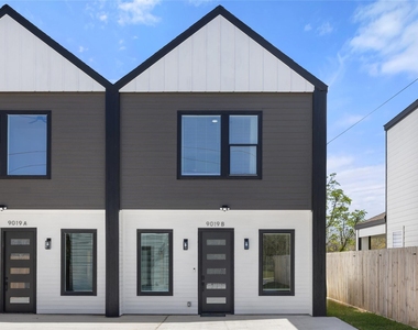 9019 Comal Street - Photo Thumbnail 1