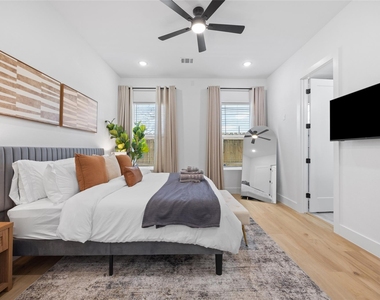 9019 Comal Street - Photo Thumbnail 19