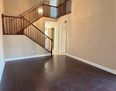 3010 Bee Cave Drive - Photo Thumbnail 2