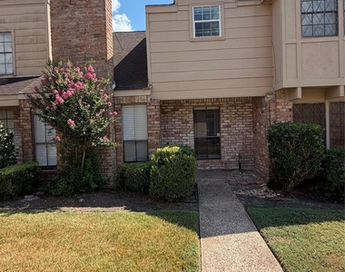 3010 Bee Cave Drive - Photo Thumbnail 1