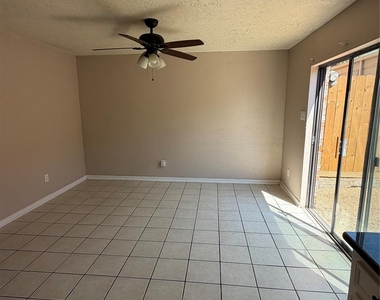 3010 Bee Cave Drive - Photo Thumbnail 7