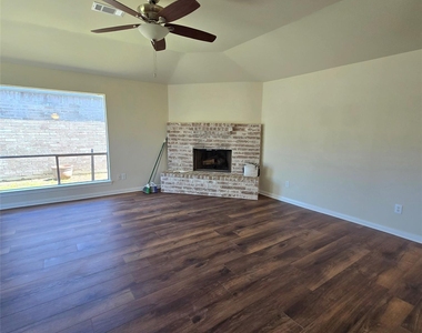 3535 Upfield Drive - Photo Thumbnail 1
