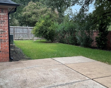12110 Shadowpoint Drive - Photo Thumbnail 38