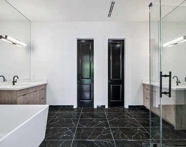 4710 Sharon Street - Photo Thumbnail 14