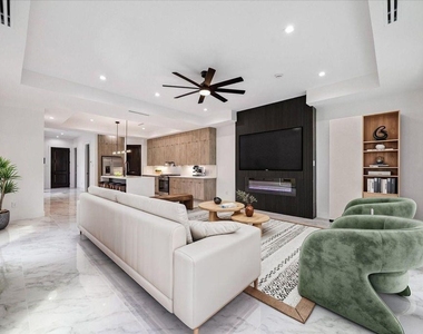 4710 Sharon Street - Photo Thumbnail 5