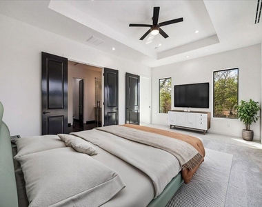 4710 Sharon Street - Photo Thumbnail 10