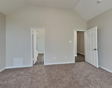 11414 Oak Lake Glen Circle - Photo Thumbnail 9