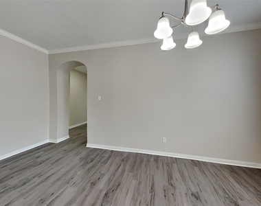11414 Oak Lake Glen Circle - Photo Thumbnail 7