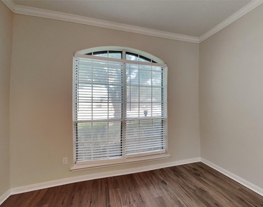 11414 Oak Lake Glen Circle - Photo Thumbnail 1
