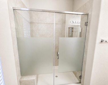 3910 Deledda Drive - Photo Thumbnail 16
