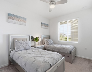 43010 Greenway Boulevard - Photo Thumbnail 18