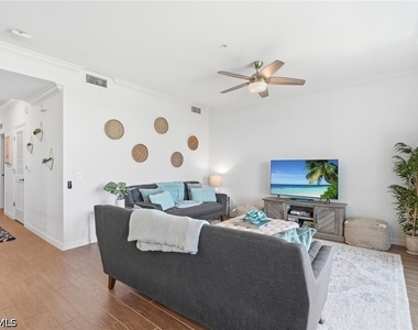 43010 Greenway Boulevard - Photo Thumbnail 4