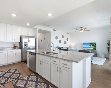 43010 Greenway Boulevard - Photo Thumbnail 8