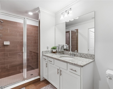 43010 Greenway Boulevard - Photo Thumbnail 16