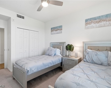 43010 Greenway Boulevard - Photo Thumbnail 19