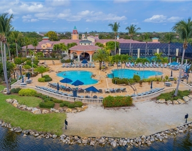 8641 Piazza Del Lago Circle - Photo Thumbnail 26