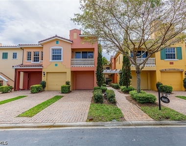 8641 Piazza Del Lago Circle - Photo Thumbnail 7