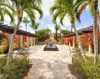 8641 Piazza Del Lago Circle - Photo Thumbnail 5