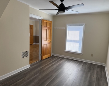 243 S Main - Photo Thumbnail 16