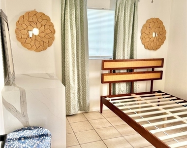 7313 Lobelia Road - Photo Thumbnail 7