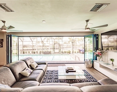 131 Casa Lane - Photo Thumbnail 5