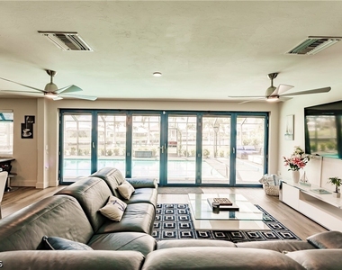 131 Casa Lane - Photo Thumbnail 43