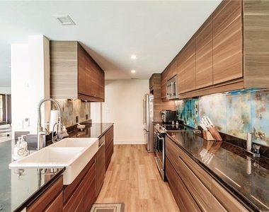 131 Casa Lane - Photo Thumbnail 28