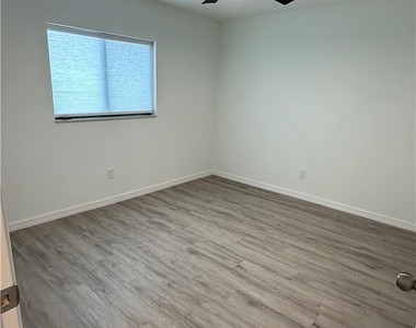 3548 Ceitus Parkway - Photo Thumbnail 39