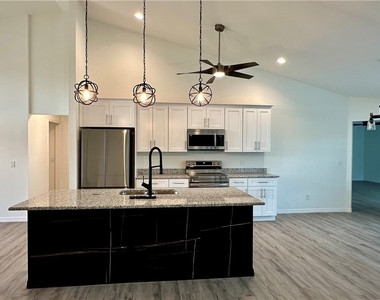 3548 Ceitus Parkway - Photo Thumbnail 11