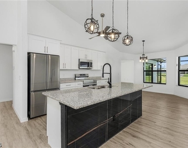 3548 Ceitus Parkway - Photo Thumbnail 6