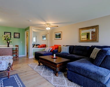 98 Washington - Photo Thumbnail 6