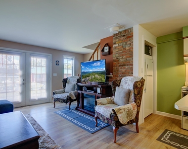 98 Washington - Photo Thumbnail 13