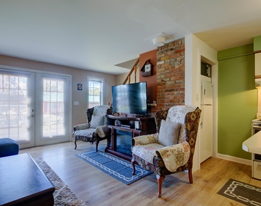 98 Washington - Photo Thumbnail 14