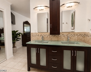 1709 Se 44th Street - Photo Thumbnail 16