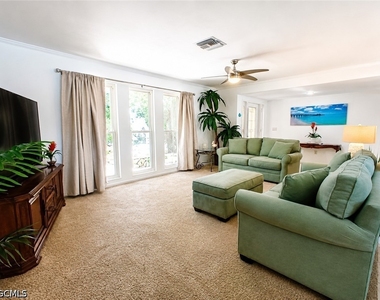 1709 Se 44th Street - Photo Thumbnail 5